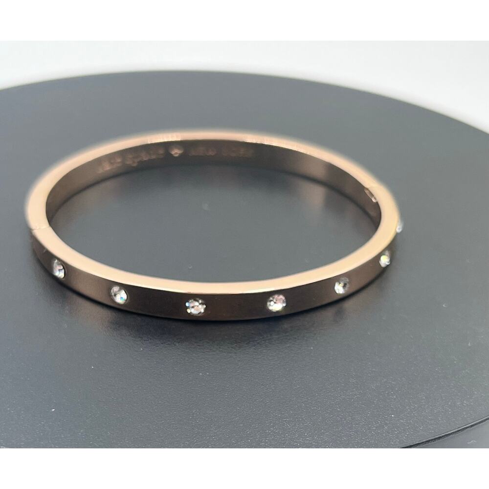 Kate Spade‎ NY Set in Stone Metal  Crystal Hinged Bangle Bracelet - Picture 2 of 14